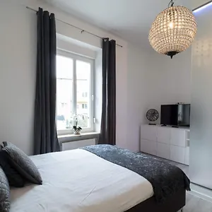 Gasthof Executive Double With En-suite In Rue Trevires R3, Luxemburg
